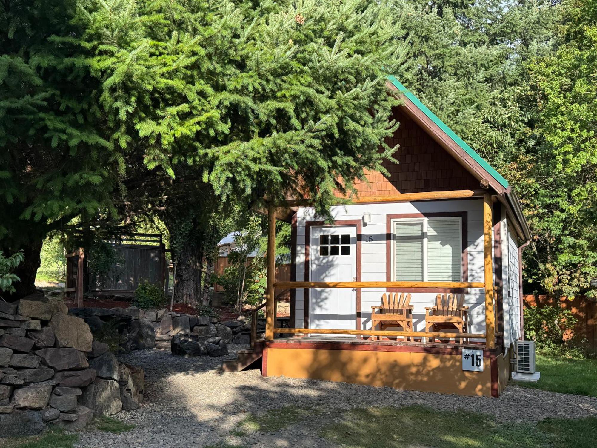 Idleyld Park Umpqua'S Last Resort - Wilderness Cabins, Rv Park & Glamping מראה חיצוני תמונה